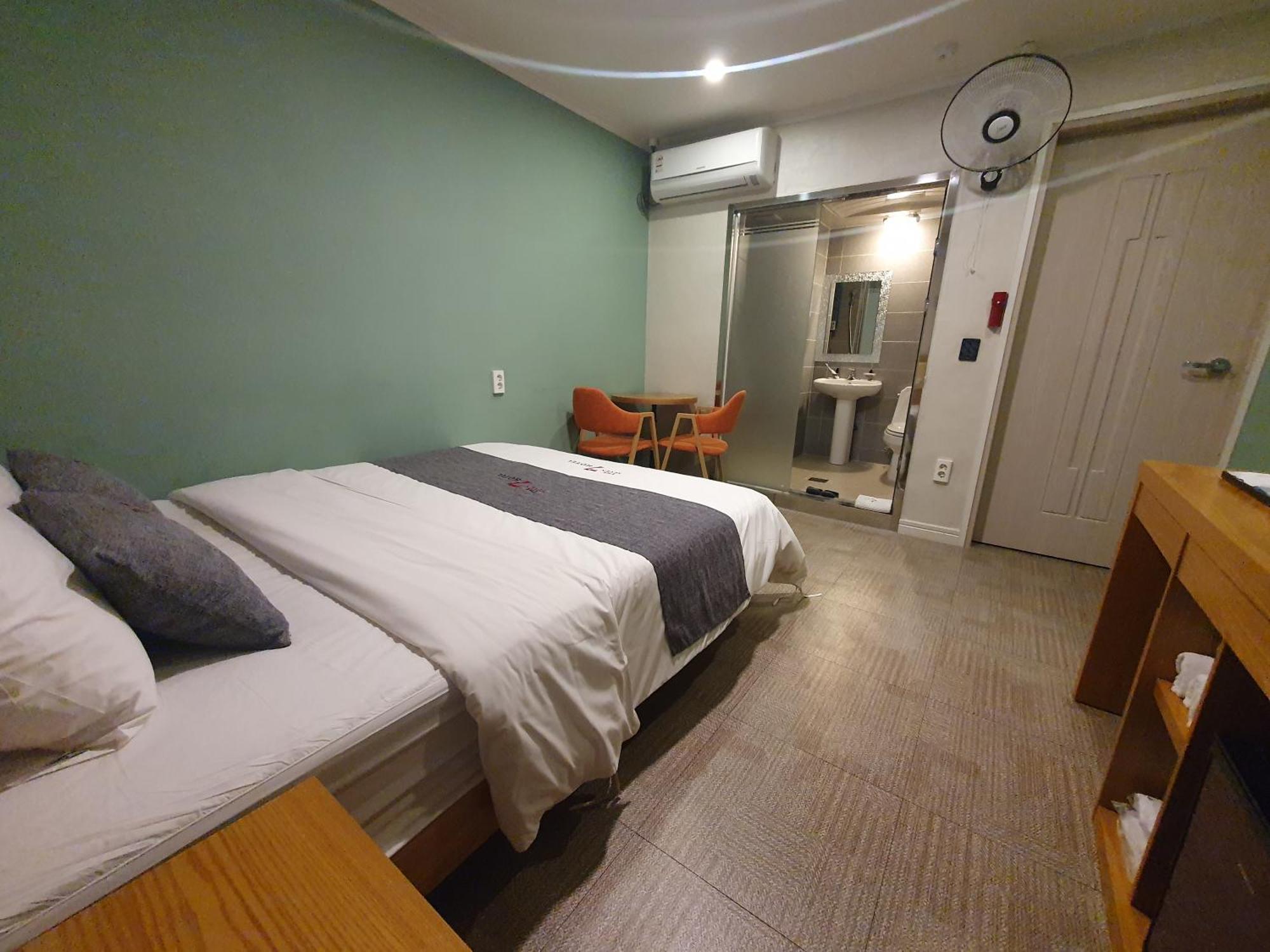 The 7 Hotel Pohang Exterior photo